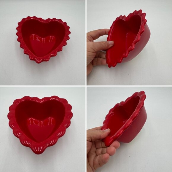 Chantal Heart Shaped Scalloped Baking Molds 1 1/4 Cup Three pieces - Picture 10 of 10